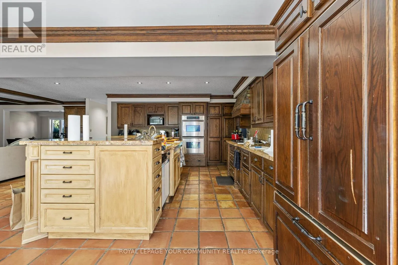 52 BEAUFORT HILLS ROAD