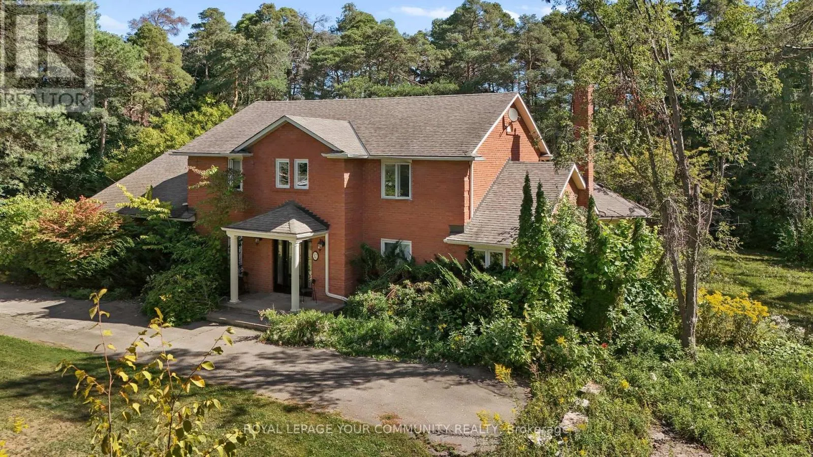 52 BEAUFORT HILLS ROAD