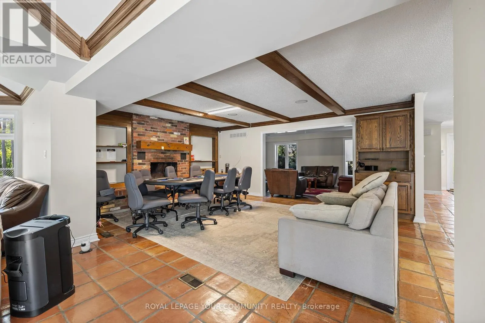 52 BEAUFORT HILLS ROAD
