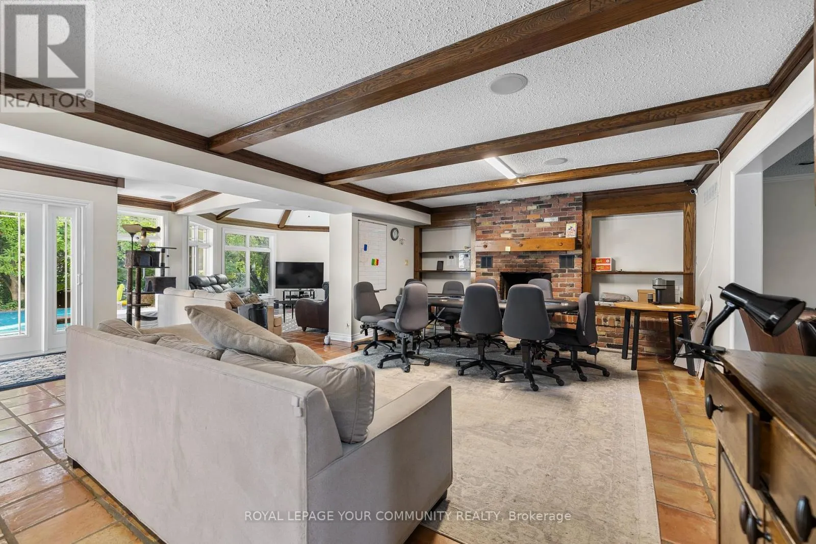 52 BEAUFORT HILLS ROAD