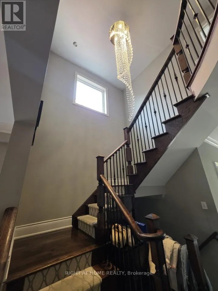 56 STARK CRESCENT