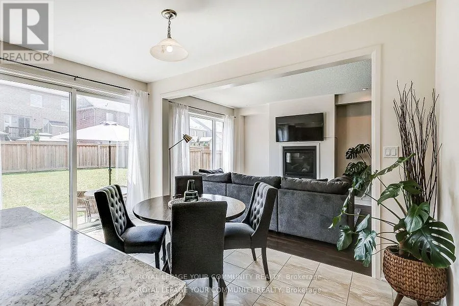 136 CASSERLEY CRESCENT