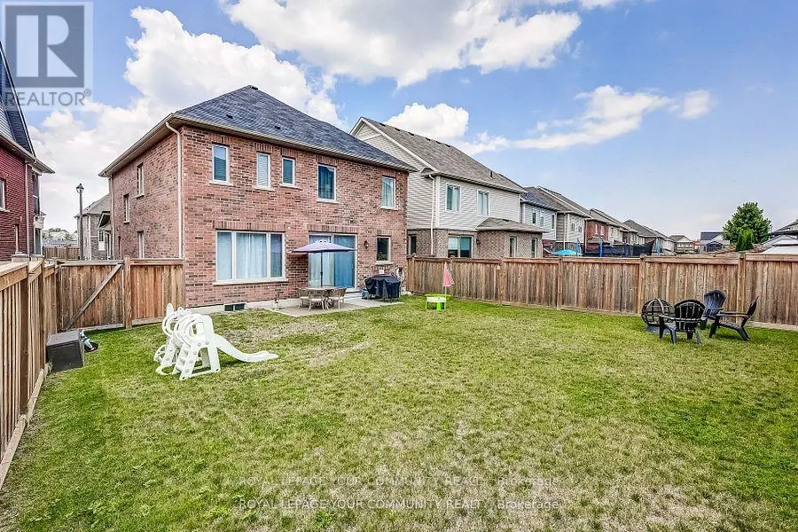 136 CASSERLEY CRESCENT