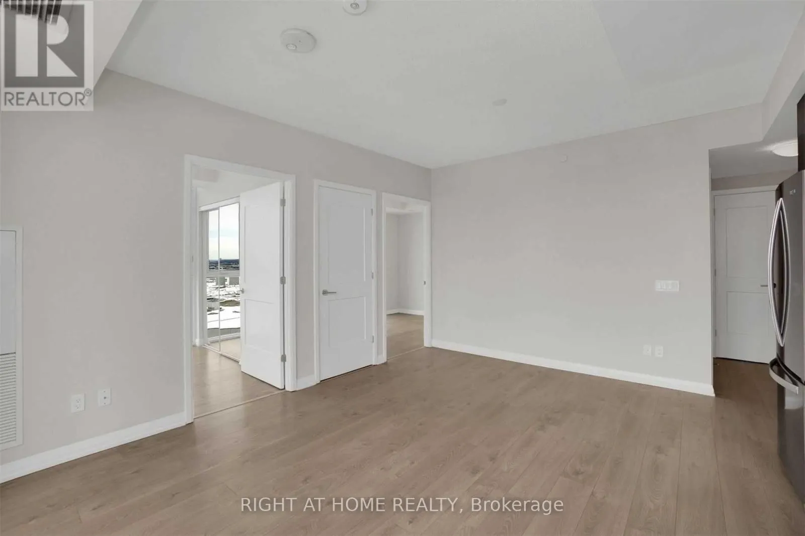 2115 - 7895 JANE STREET
