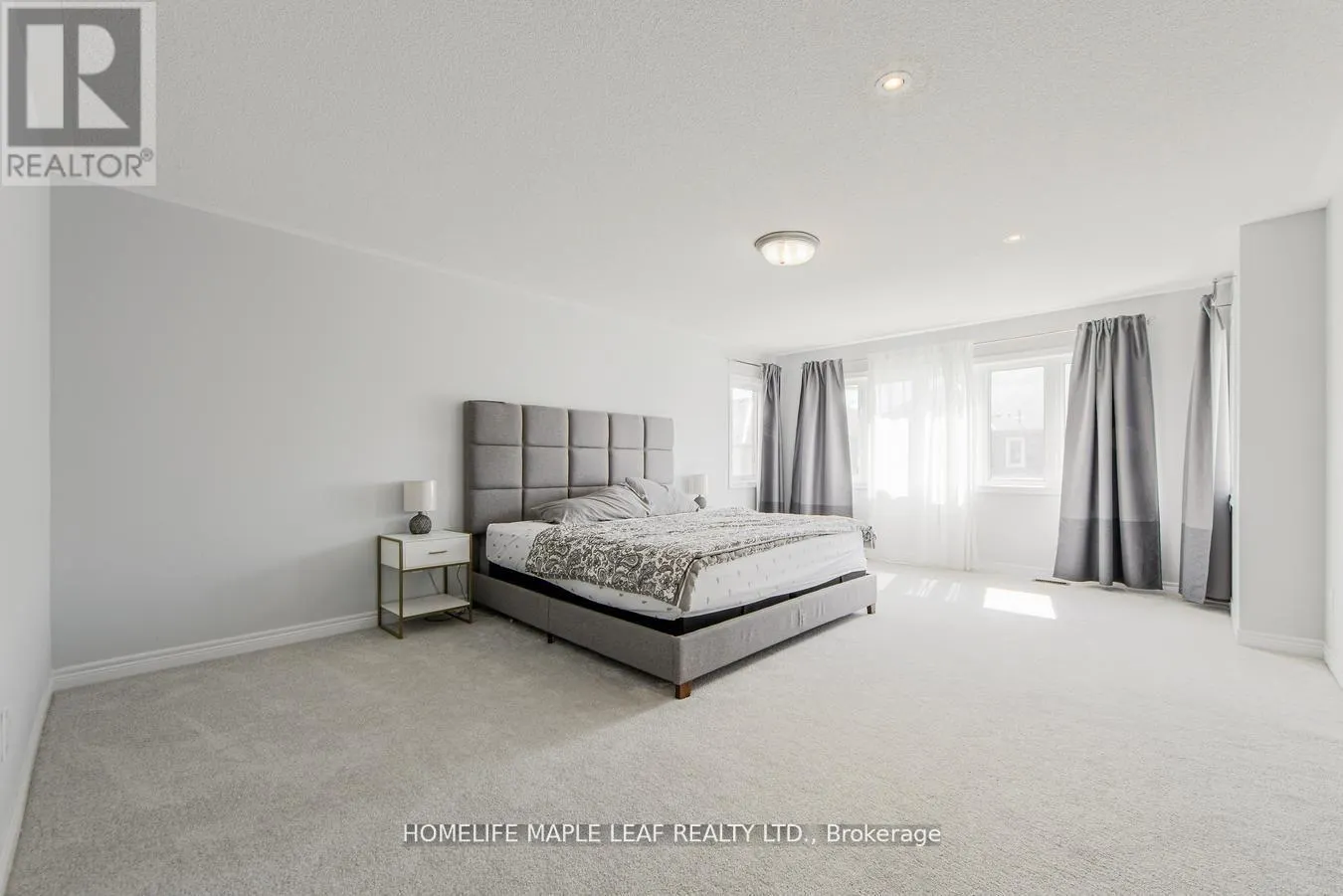 118 LORNE THOMAS PLACE