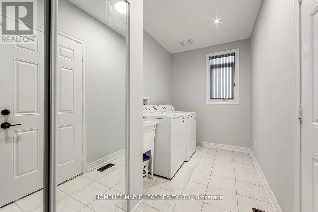 118 LORNE THOMAS PLACE