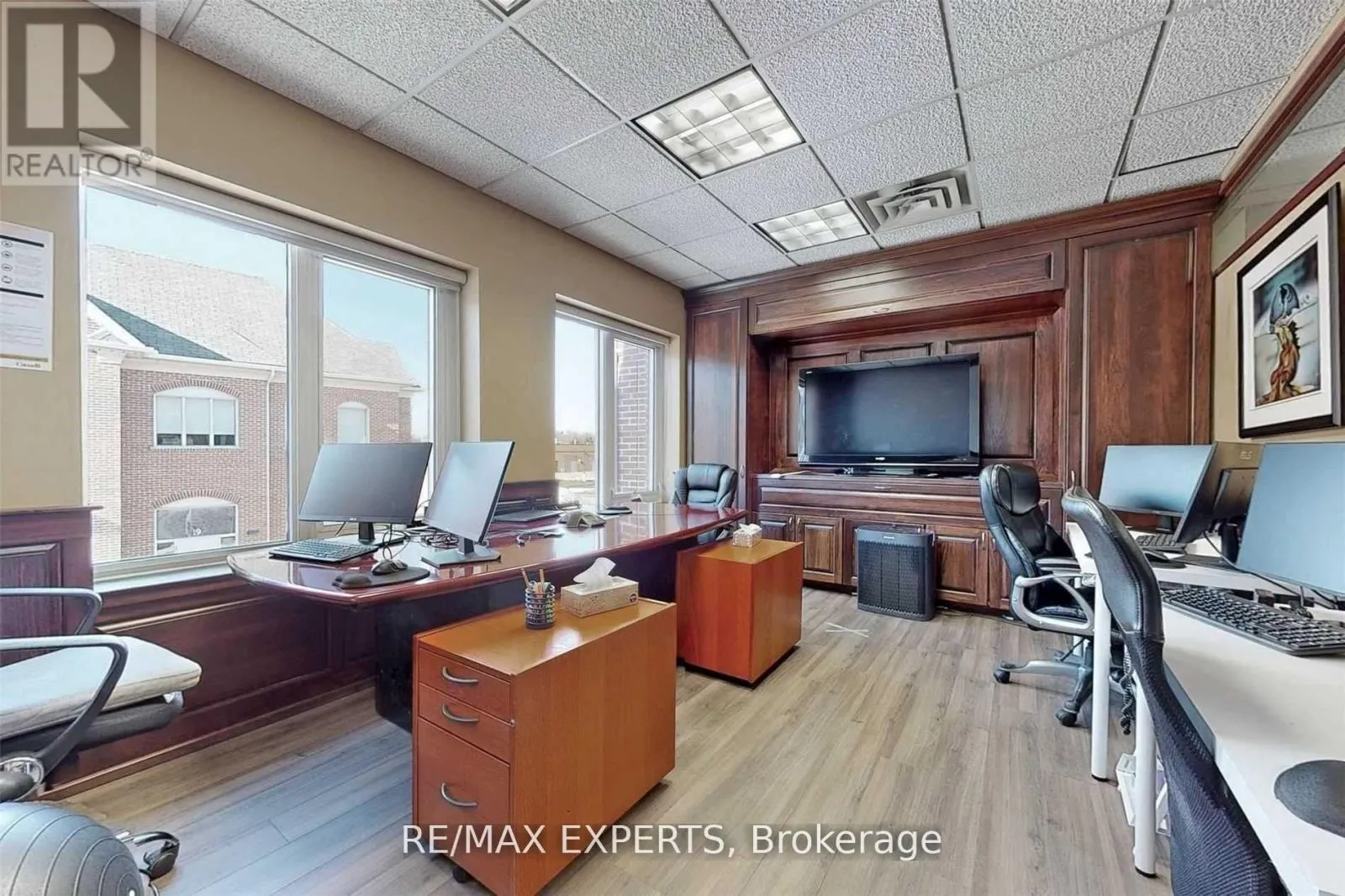 18 (1ST & 2ND FLOOR) - 30 WERTHEIM COURT