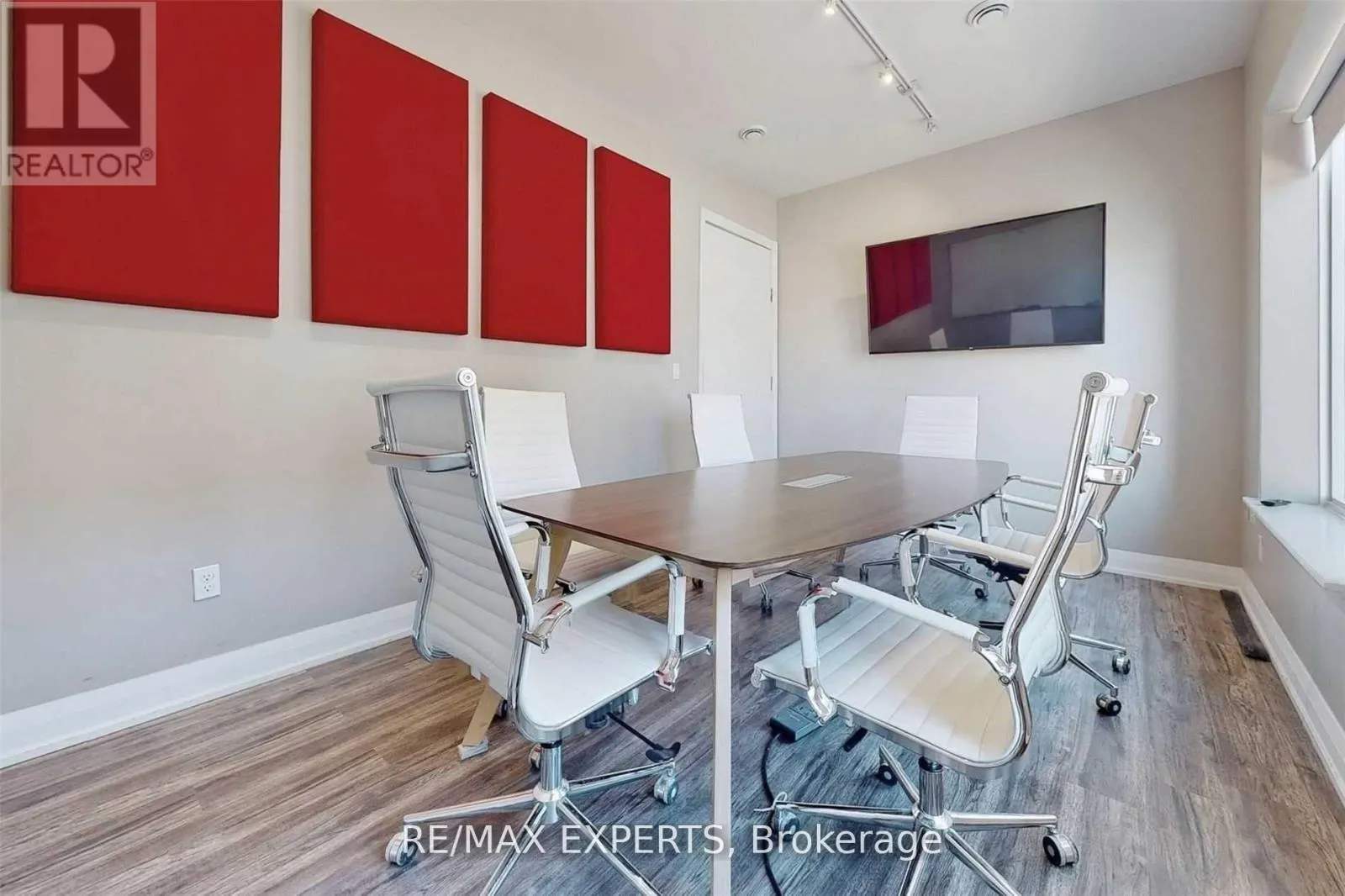 18 (1ST & 2ND FLOOR) - 30 WERTHEIM COURT