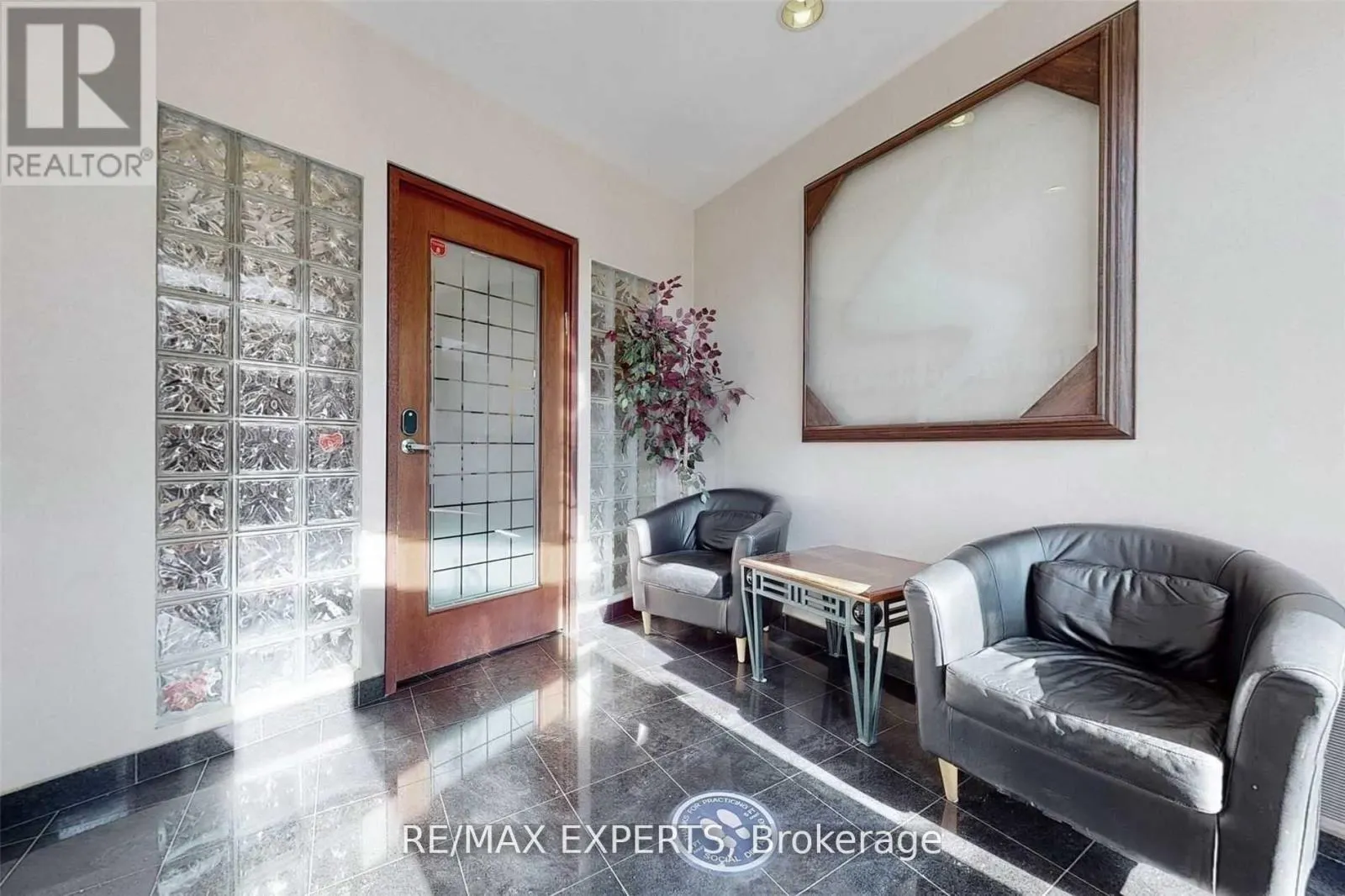 18 (1ST & 2ND FLOOR) - 30 WERTHEIM COURT