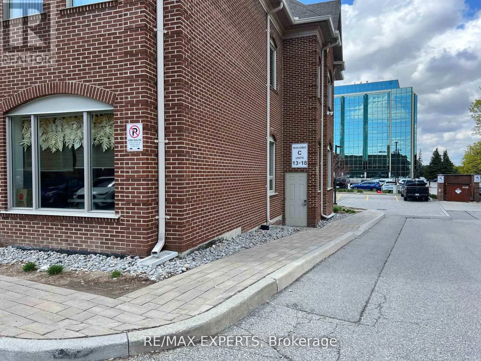 18 (LOWER) - 30 WERTHEIM COURT