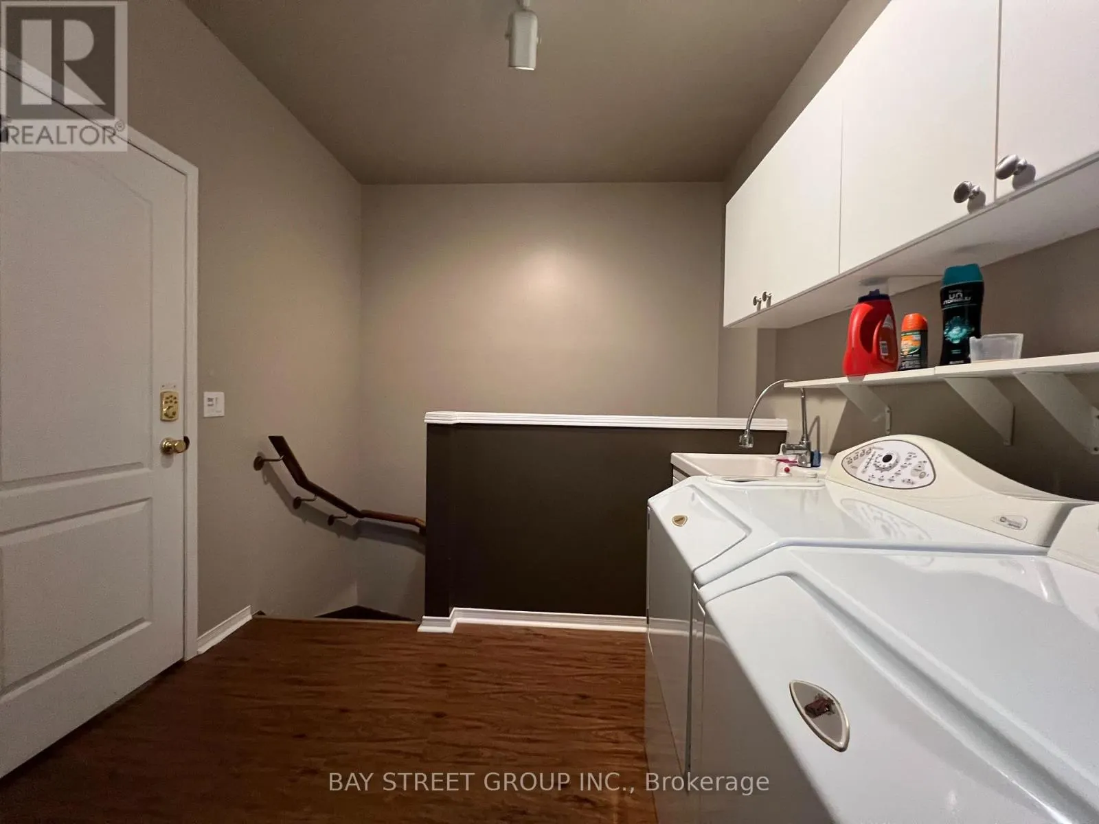 BSMT - 52 LORING CRES