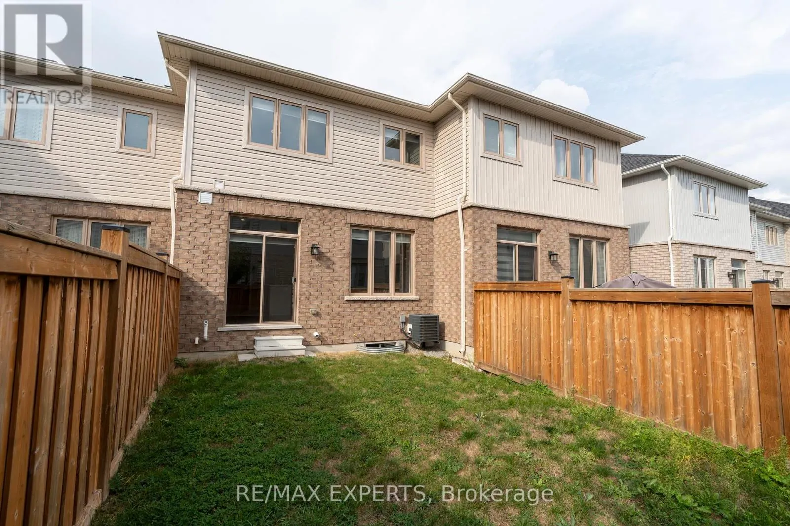 78 CLIFFORD CRESCENT