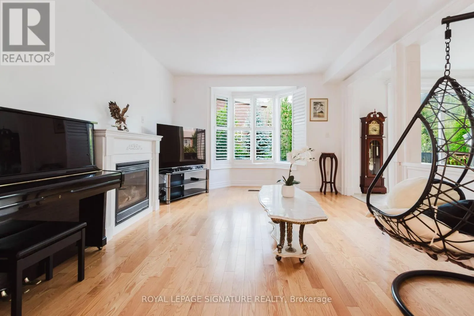 49 CARNOUSTIE CRESCENT