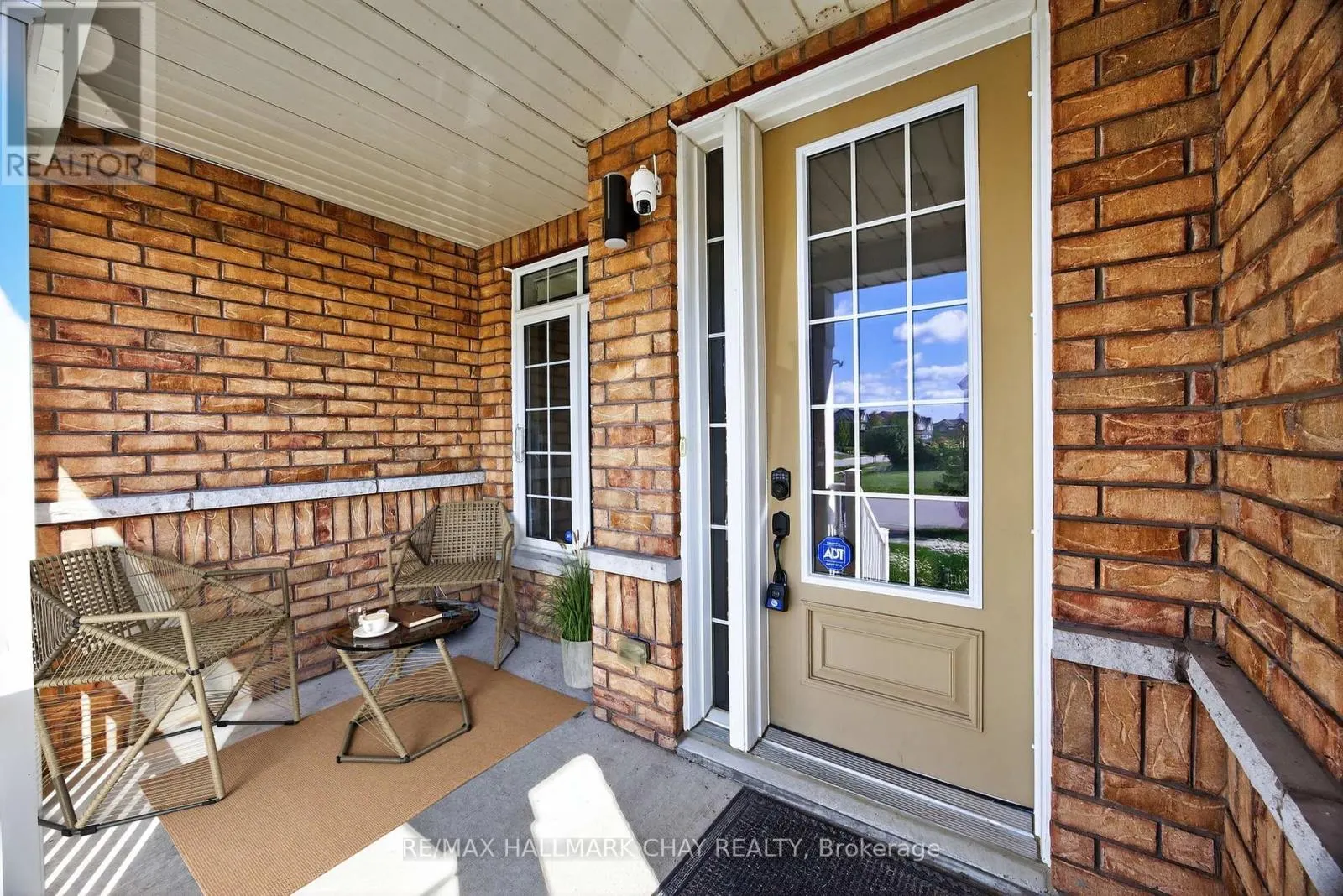 115 COLLIER CRESCENT