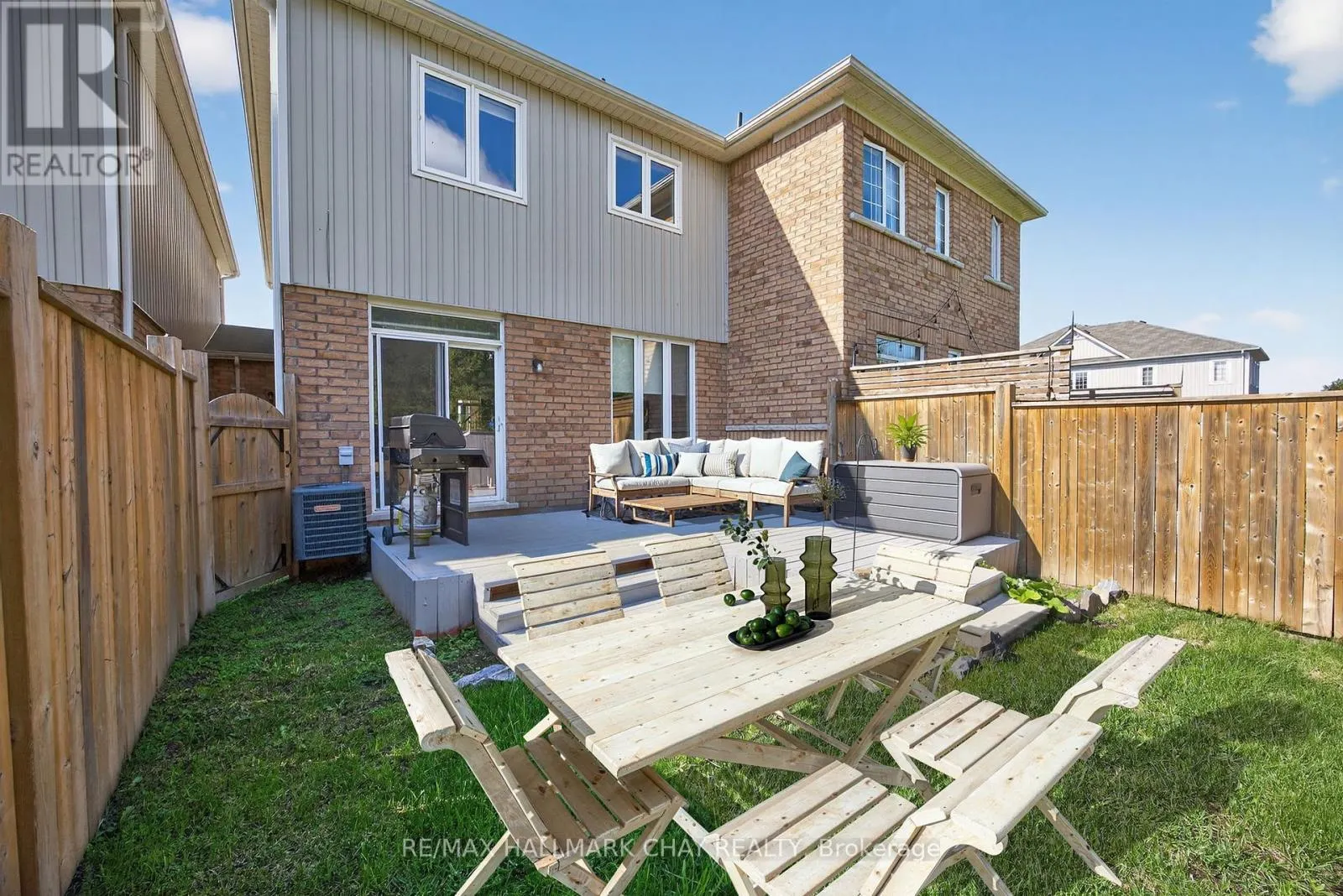 115 COLLIER CRESCENT