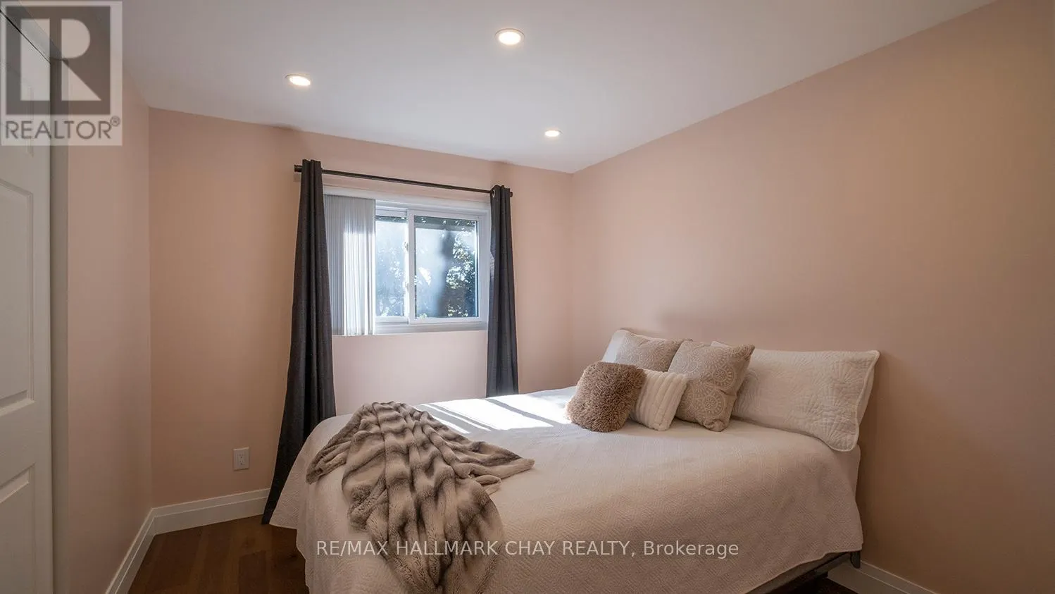 151 ORCHARD HEIGHTS BOULEVARD