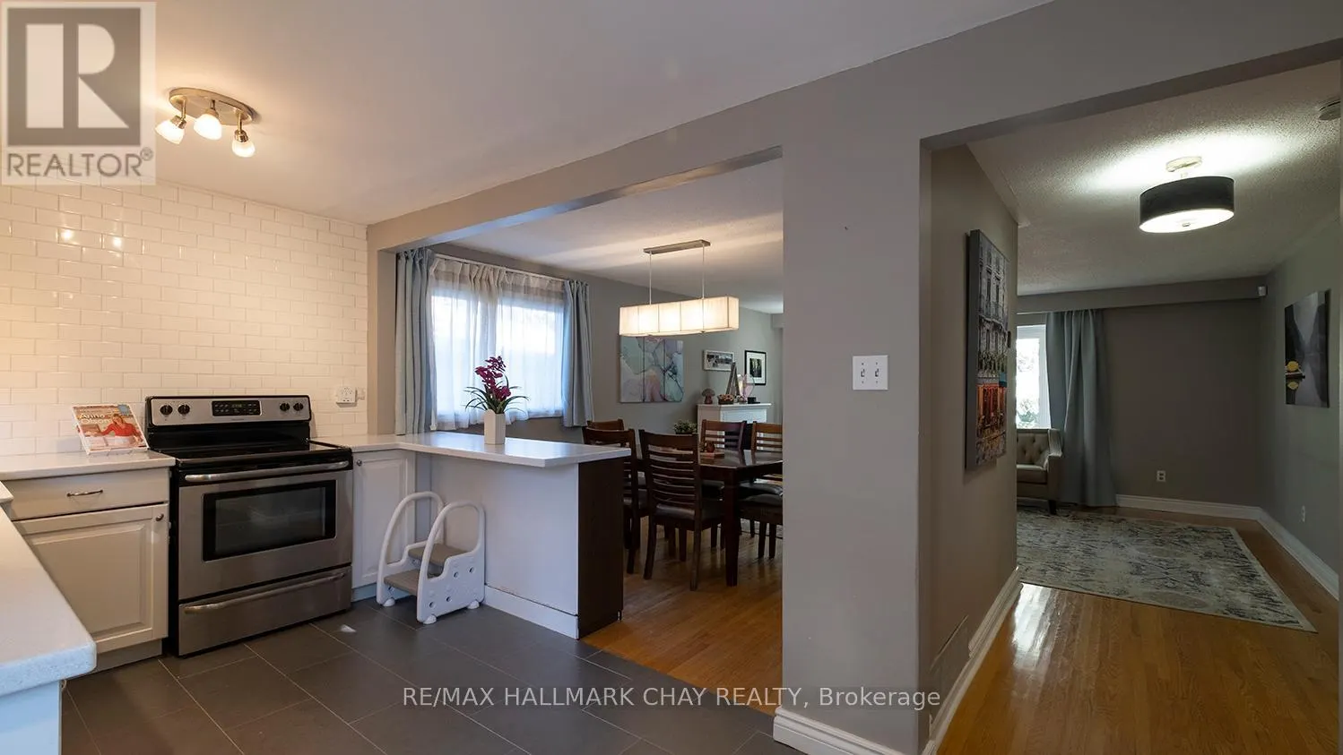 151 ORCHARD HEIGHTS BOULEVARD
