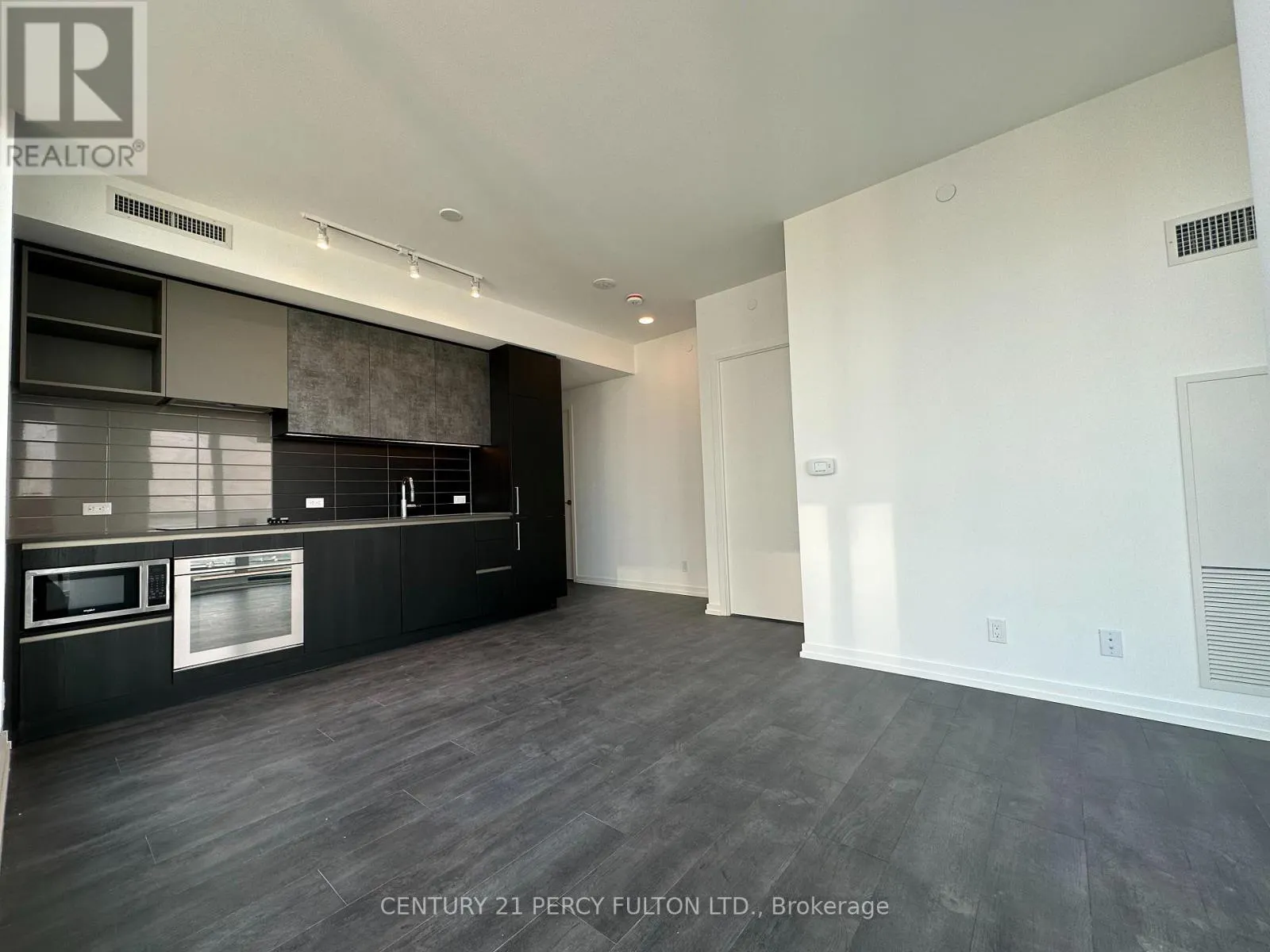 2709 - 7890 JANE STREET