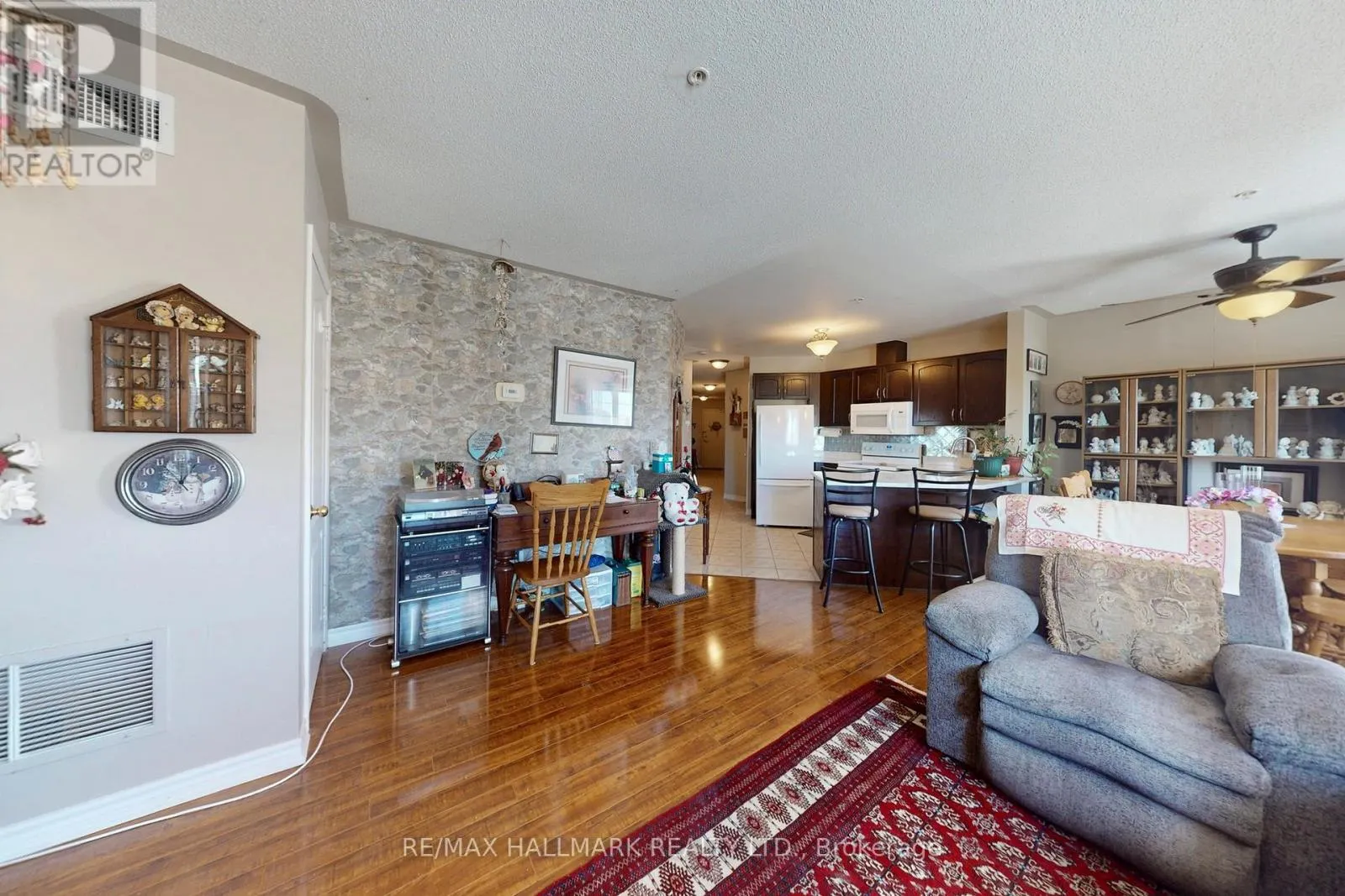 112 SIMCOE ROAD