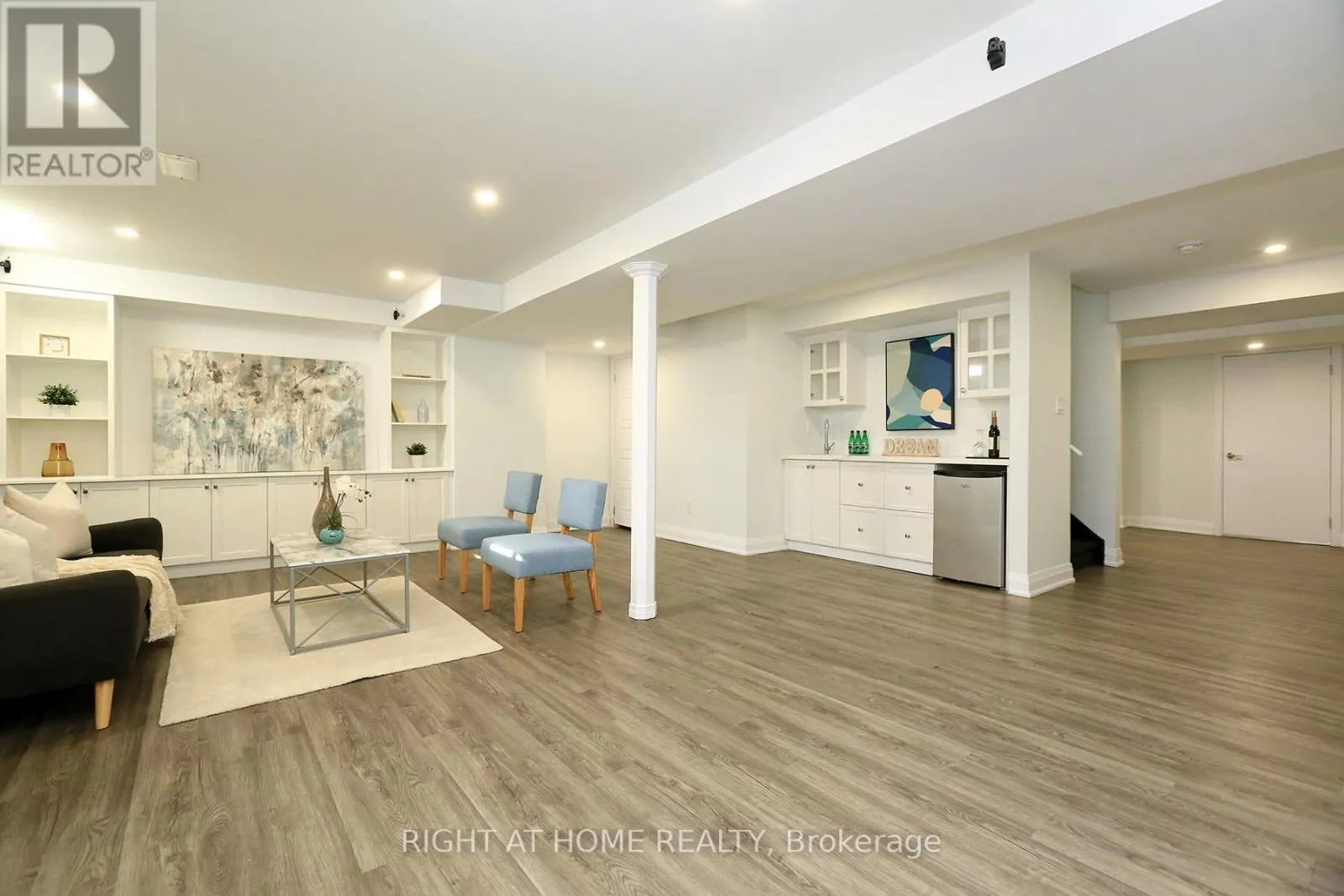 63 EAST'S CORNER BOULEVARD