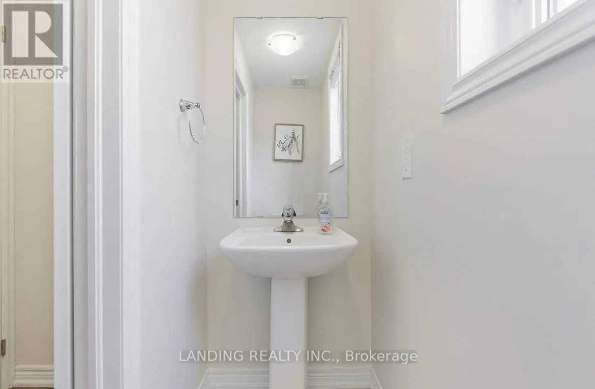 39 BOLSBY COURT