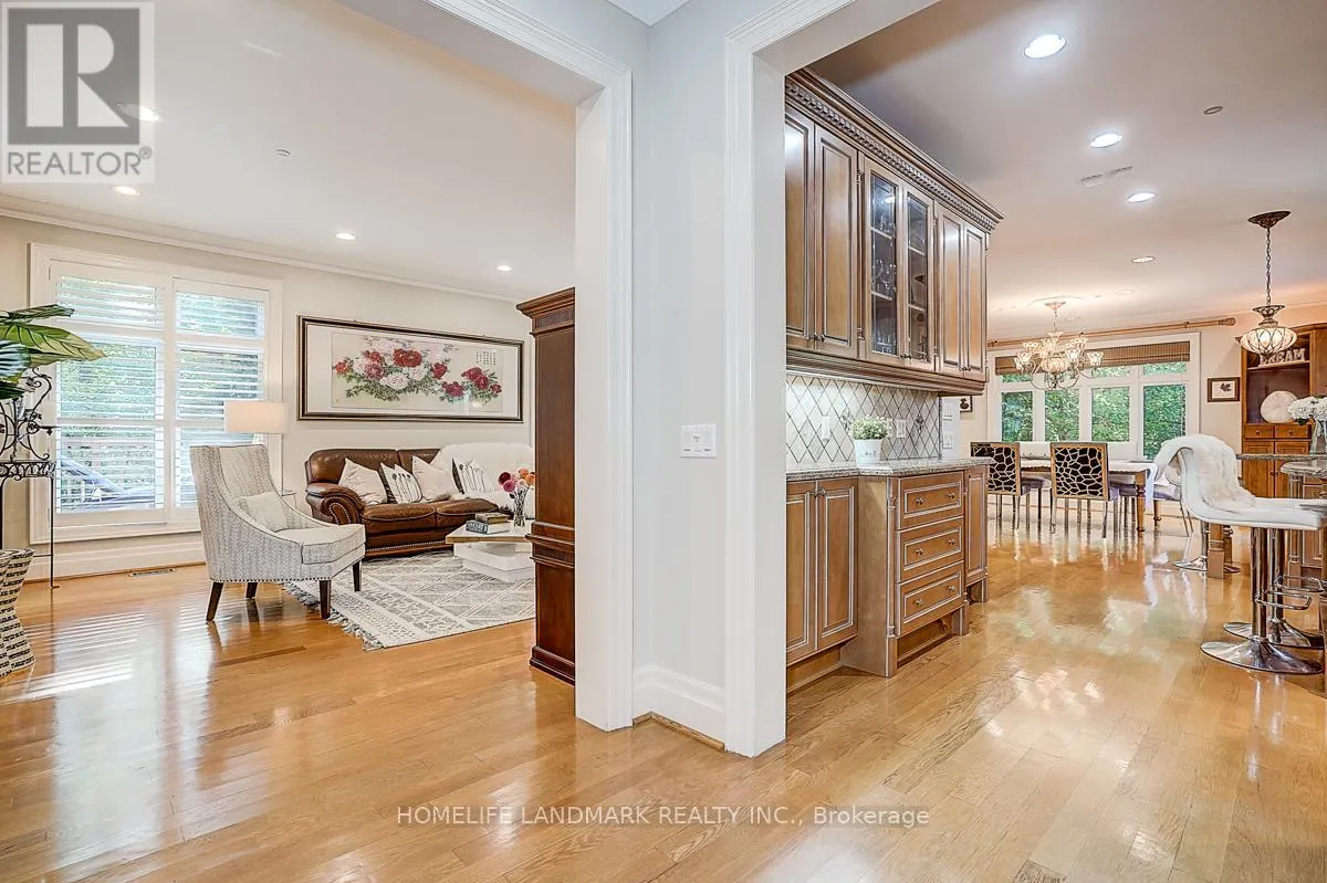 86 MUZICH PLACE
