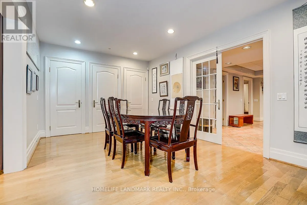 86 MUZICH PLACE
