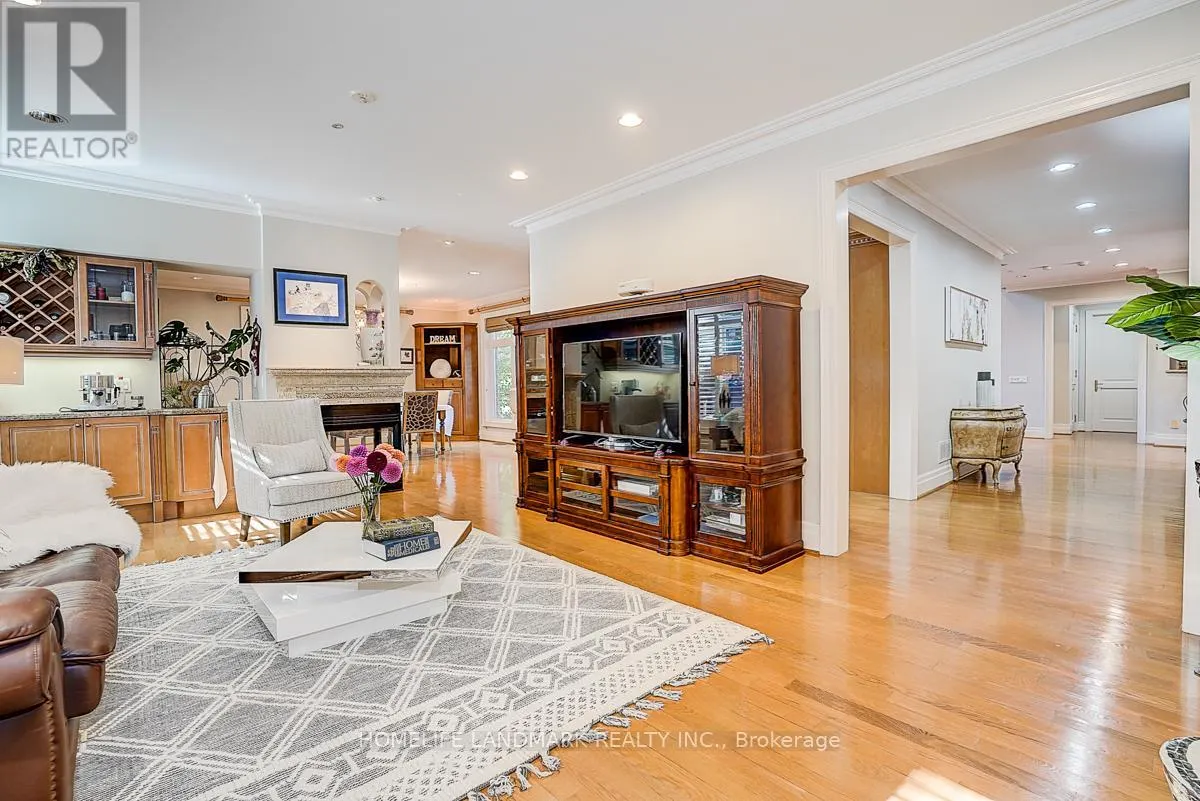 86 MUZICH PLACE