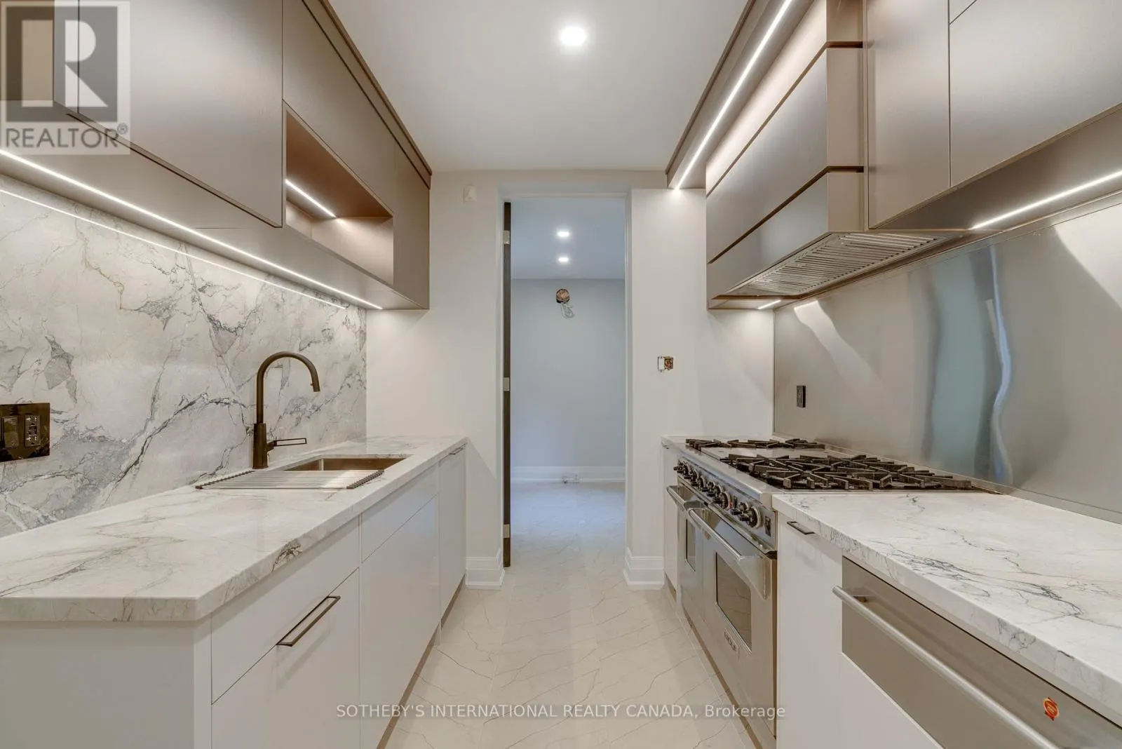 85 COWAN DRIVE