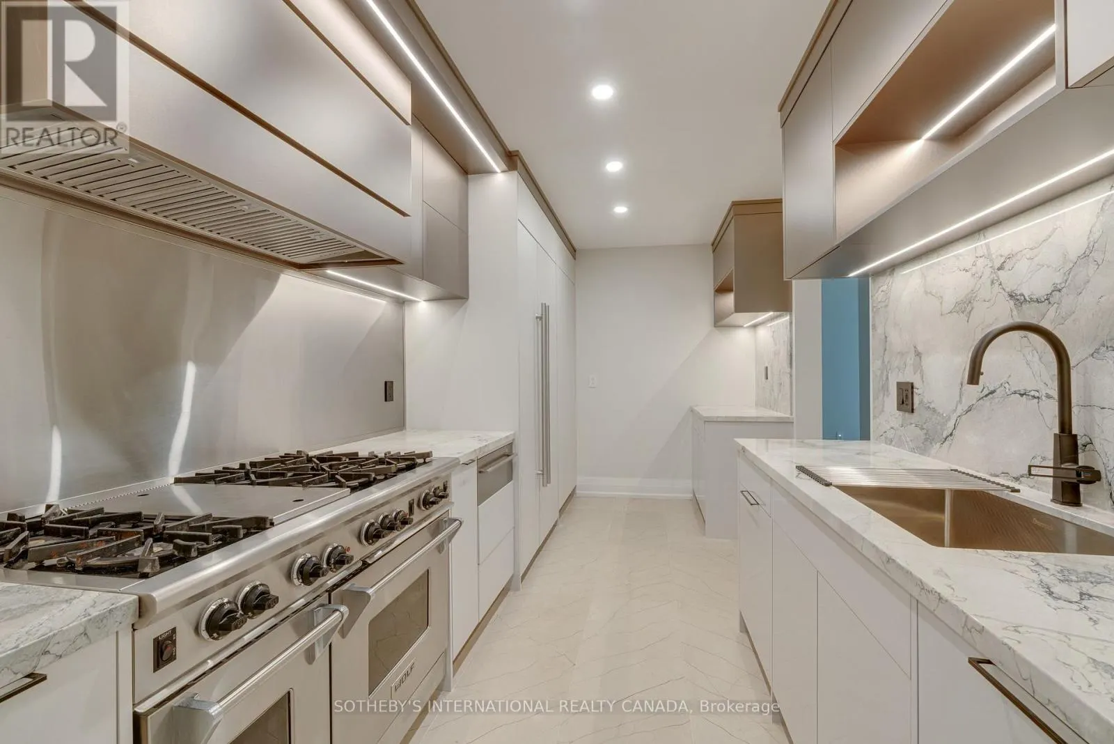 85 COWAN DRIVE