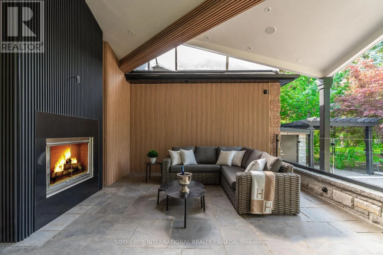 85 COWAN DRIVE