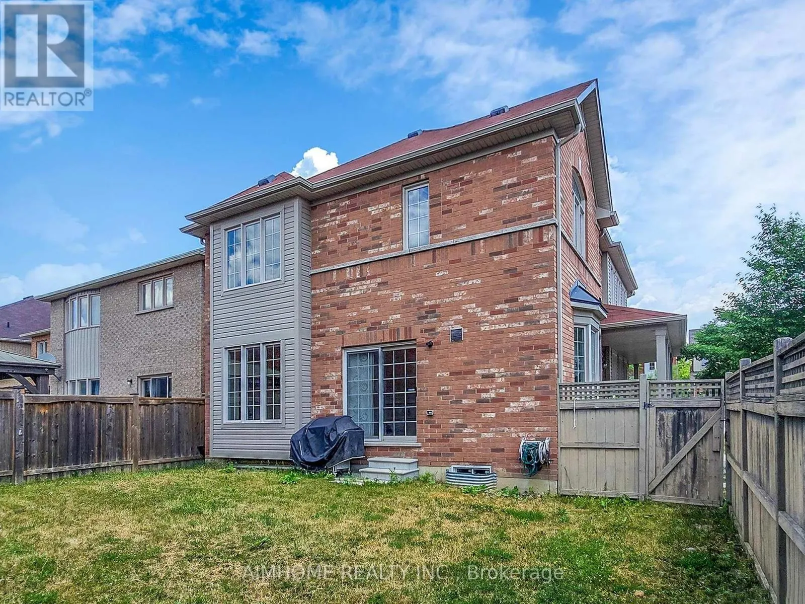 103 EVERSHOT CRESCENT