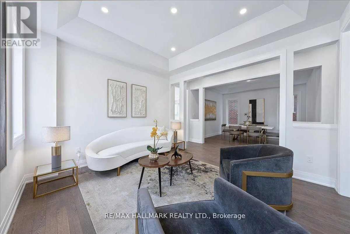 15 AIDA PLACE N