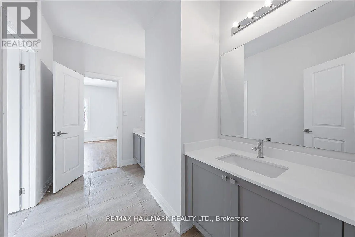 15 AIDA PLACE N