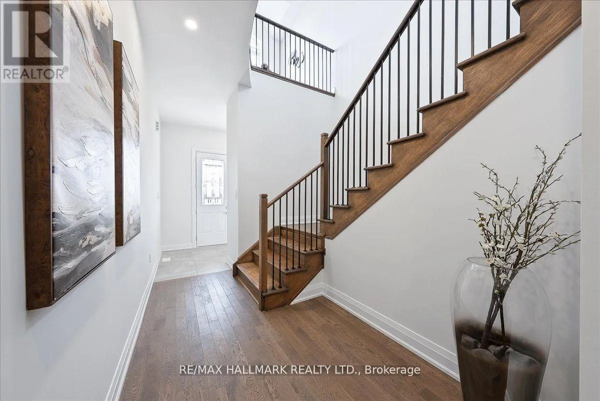 15 AIDA PLACE N