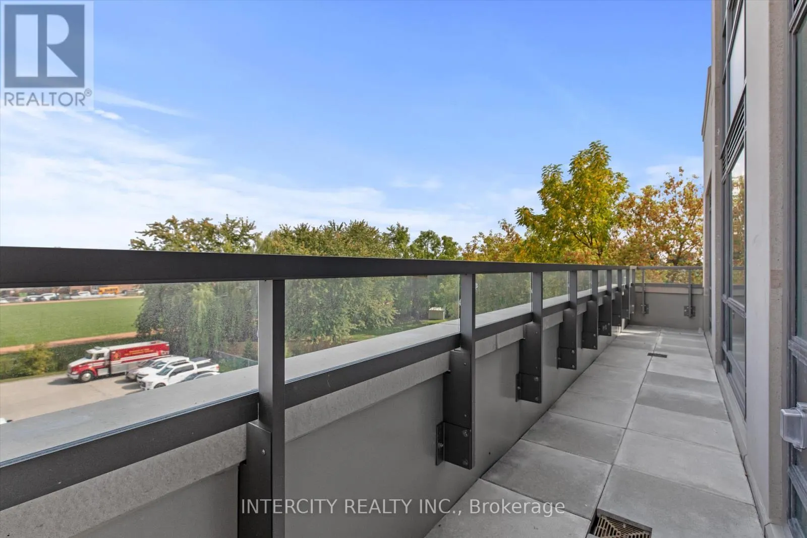 349 - 2075 KING ROAD