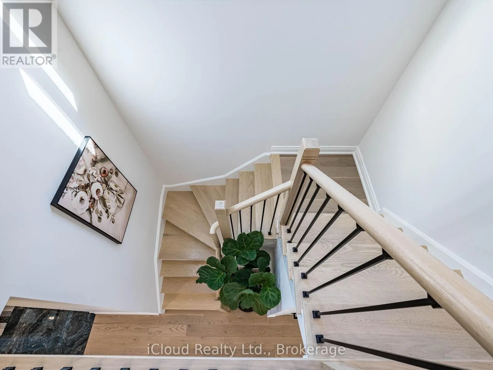207 RUTHERFORD ROAD