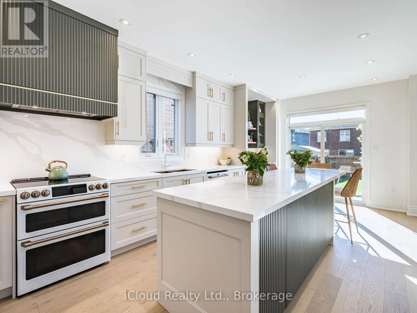 207 RUTHERFORD ROAD