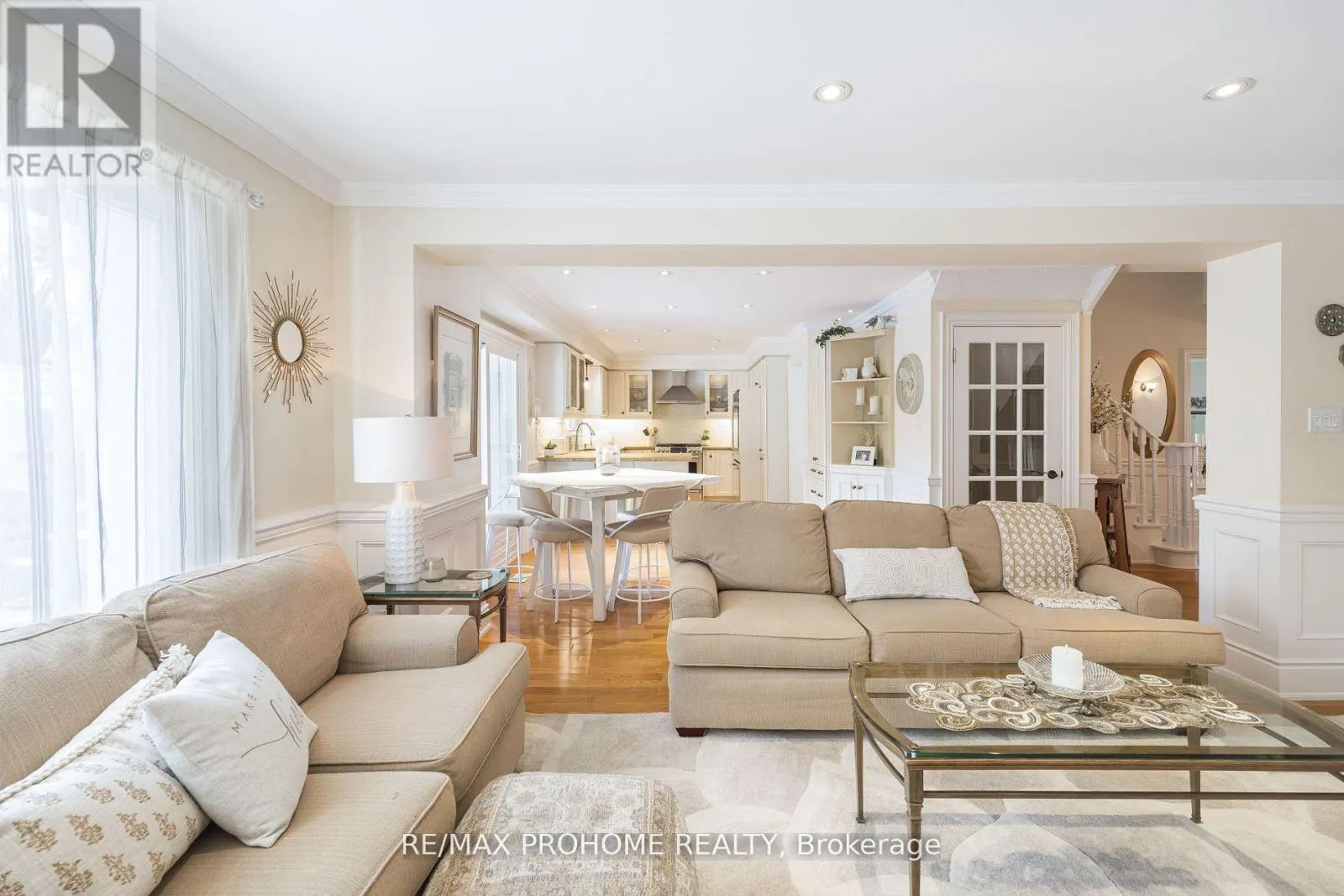 42 FOUNDRY CRESCENT