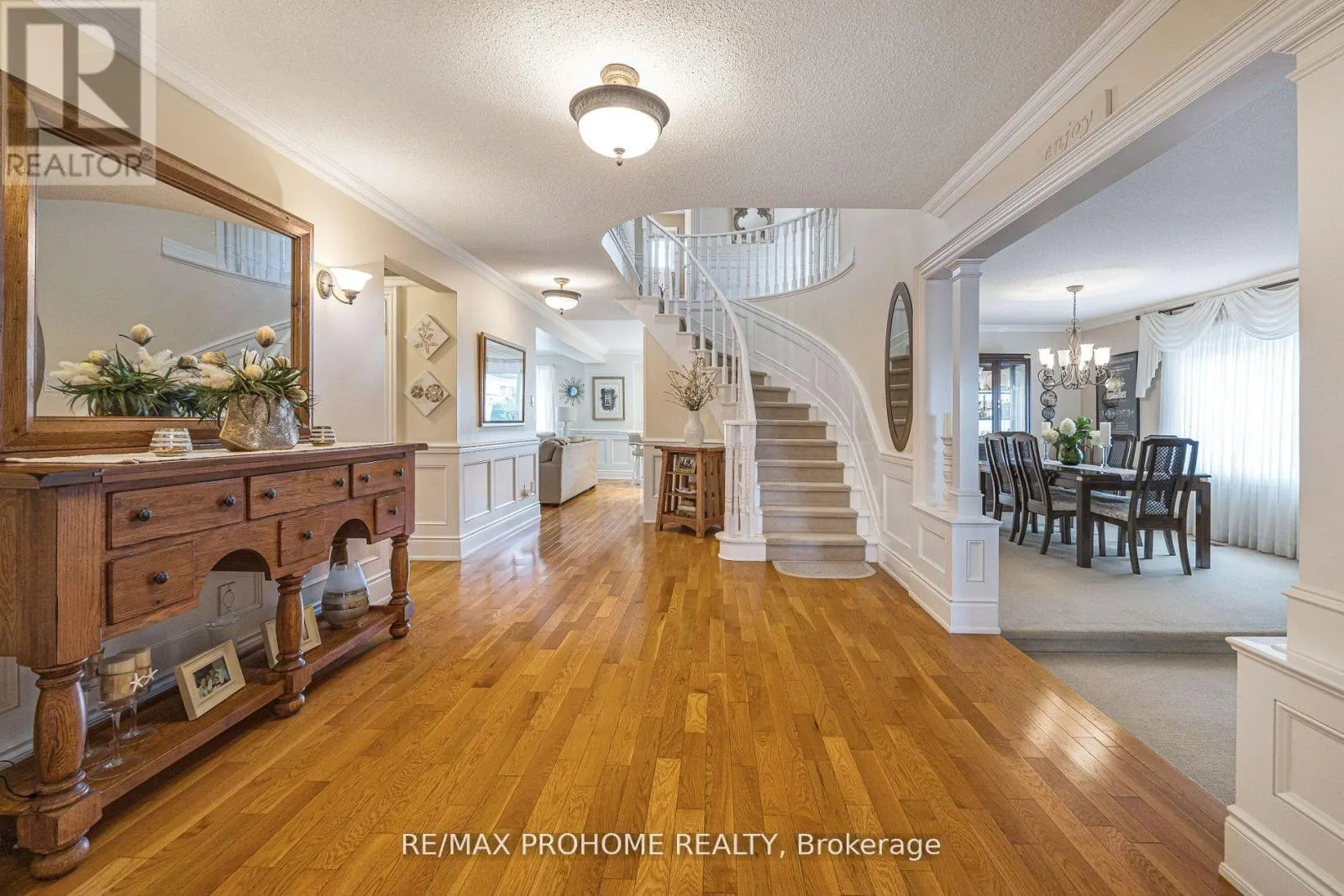42 FOUNDRY CRESCENT
