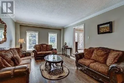 88 WINDERMERE CRESCENT