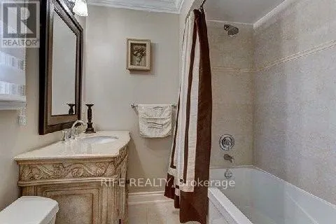 88 WINDERMERE CRESCENT