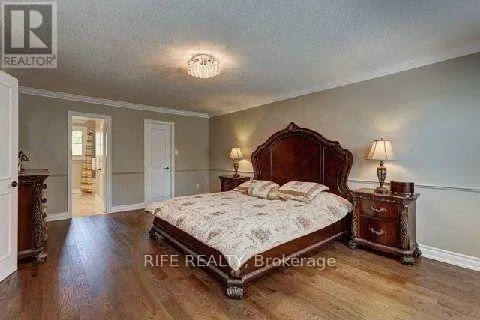 88 WINDERMERE CRESCENT