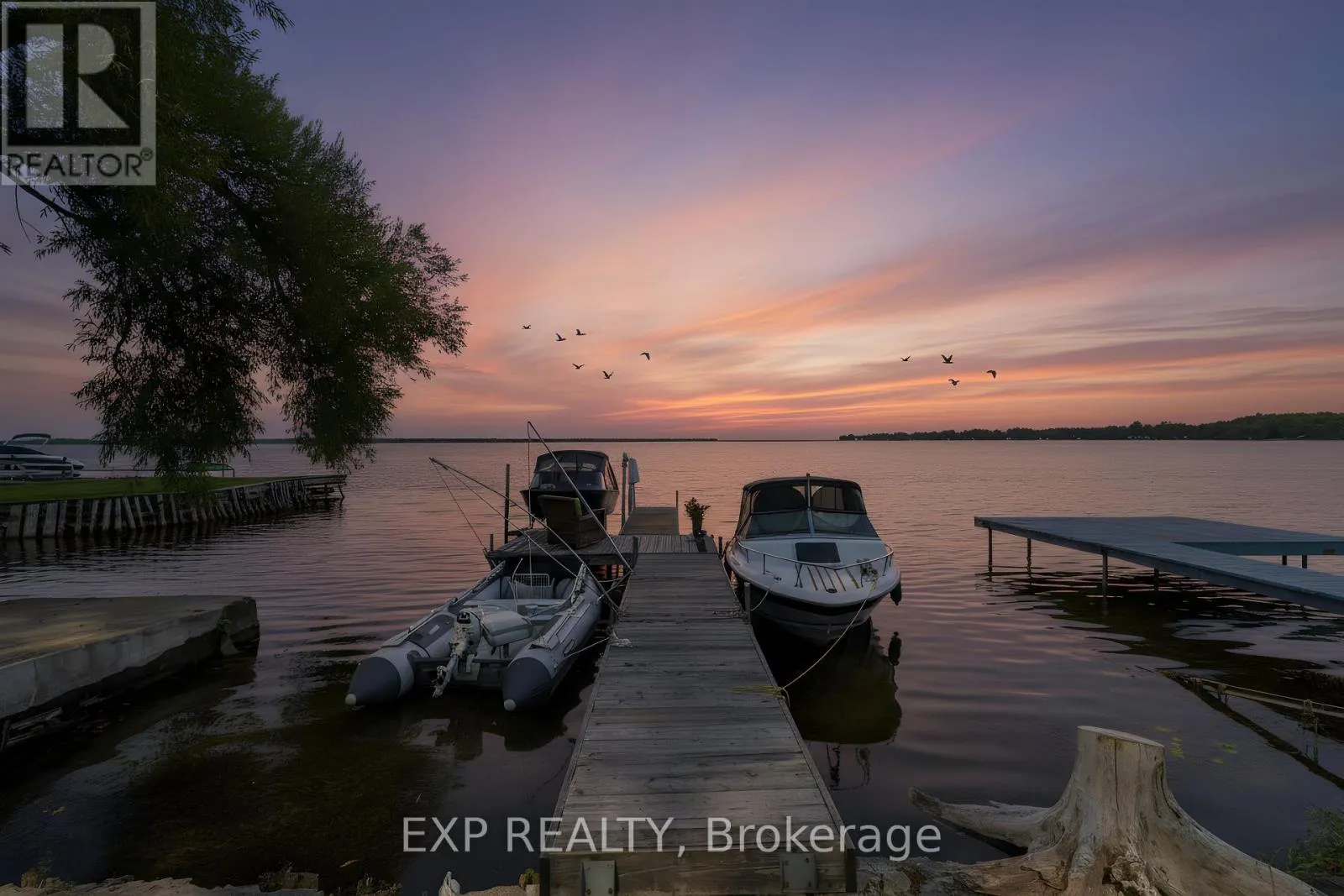 24 LAKESHORE ROAD