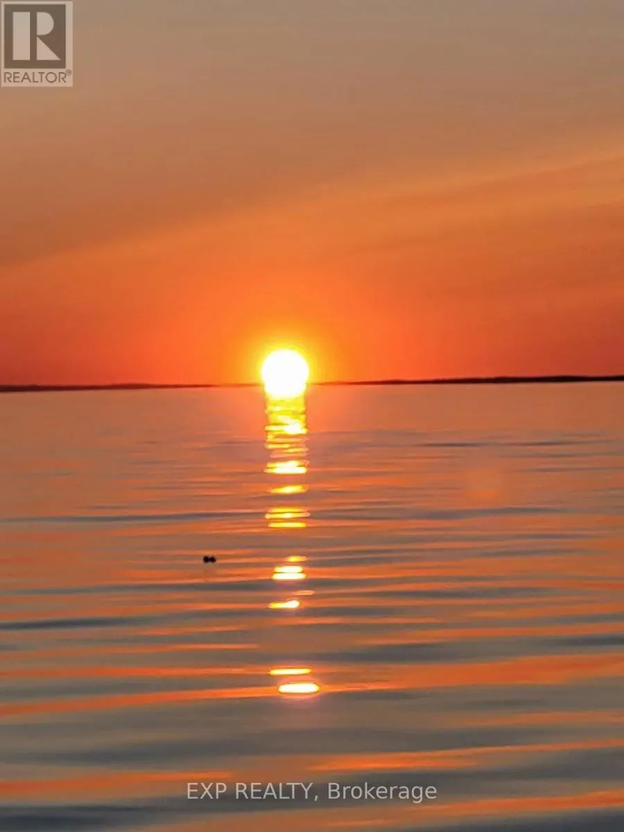 24 LAKESHORE ROAD