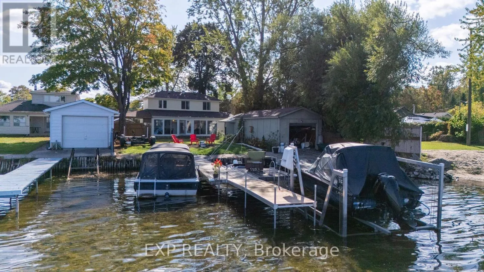 24 LAKESHORE ROAD