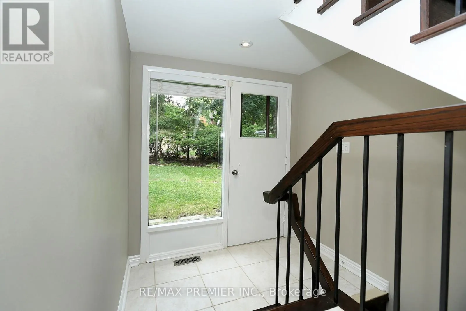 70 CAPTAIN ROLPH COURT