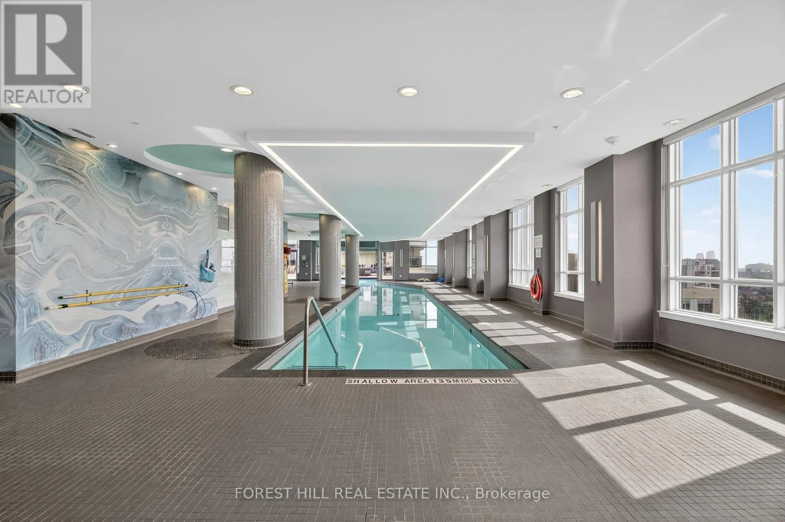 1603 - 9205 YONGE STREET