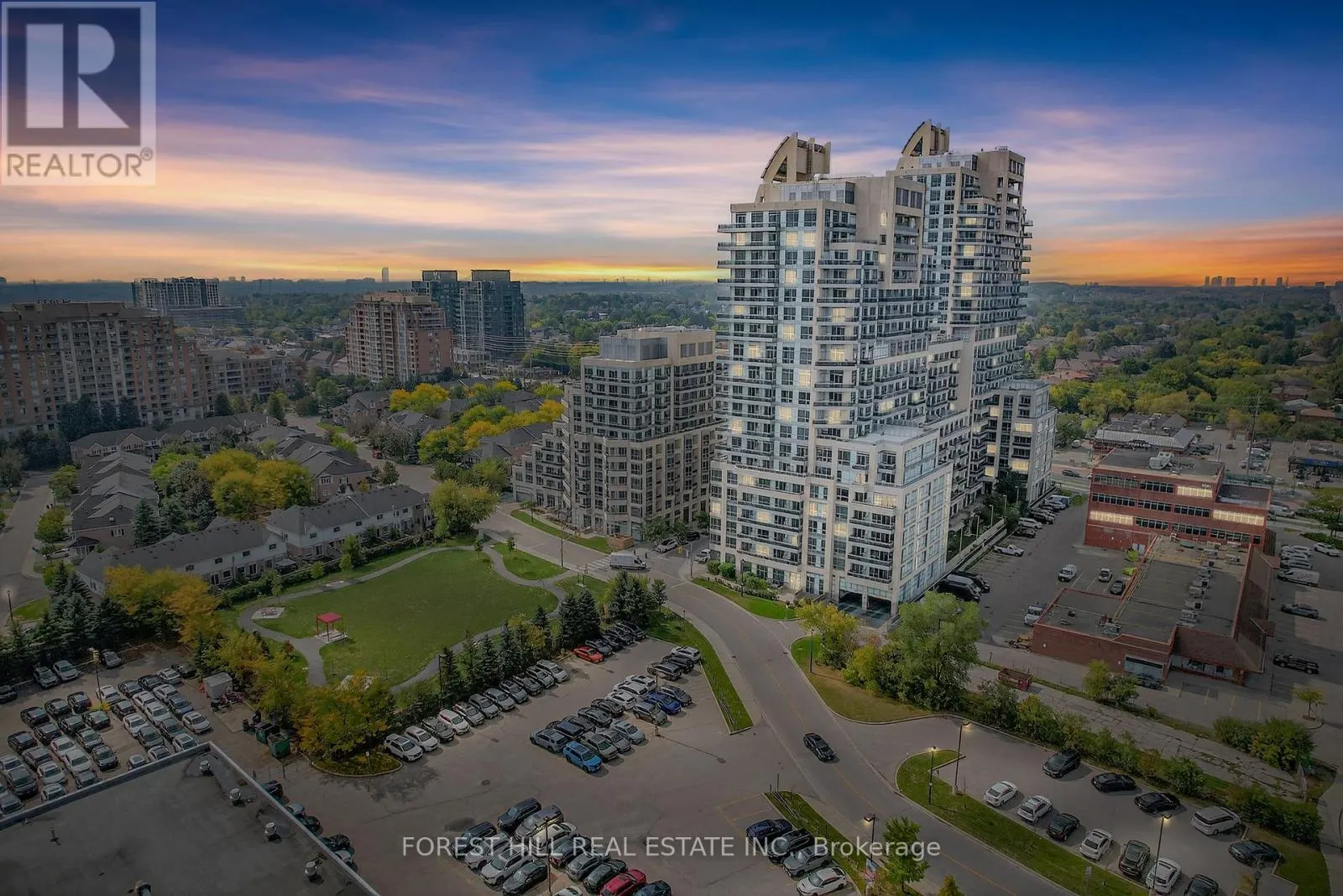 1603 - 9205 YONGE STREET