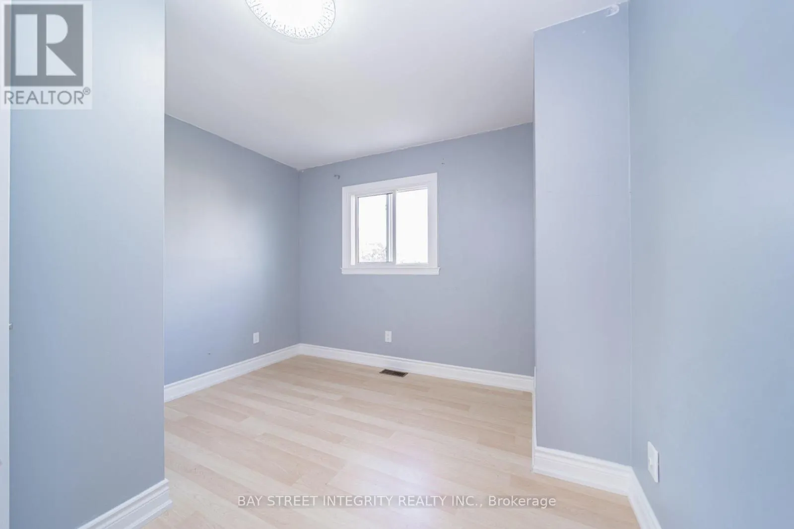 1 HODGINS AVENUE
